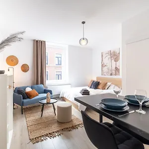  Appartement Chic Proche Aeroport & Centre-ville Belgique